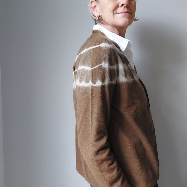 Cashmere Cardigan Elena Eco Dye - Red Onionskin