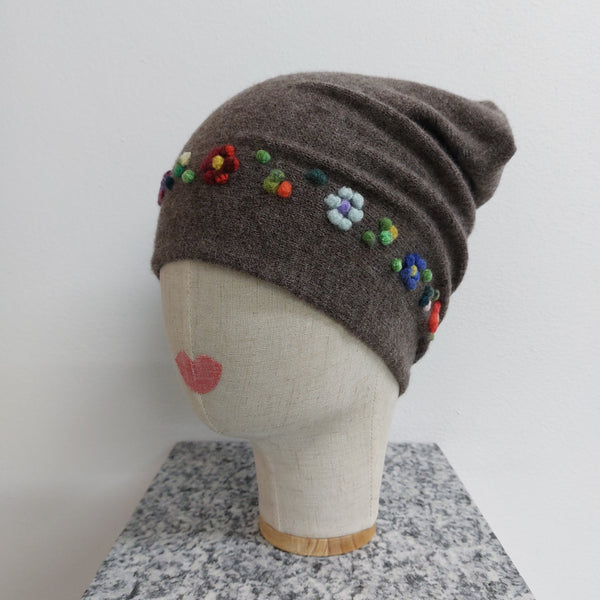 Cashmere Hat 'Caty Flowers '