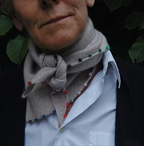 Sciarpa triangolare in cashmere 'Patty'