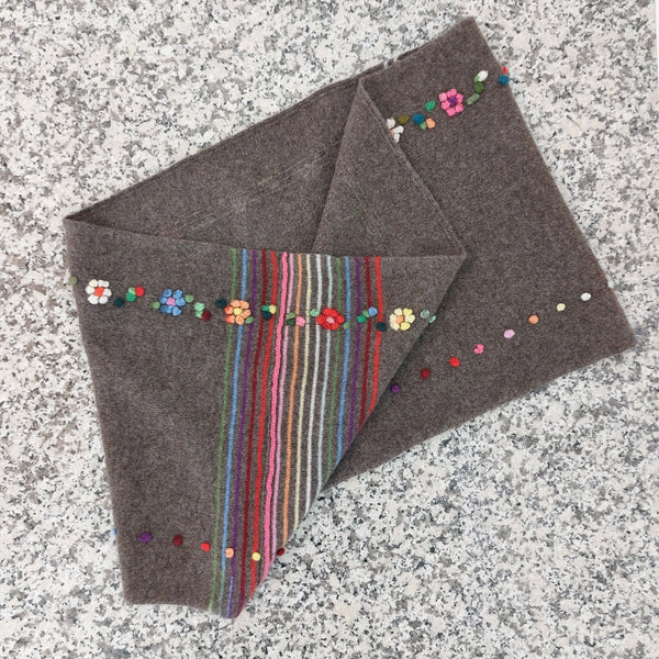 Cashmere Infinity Scarf 'Giro Flowers Rainbow'