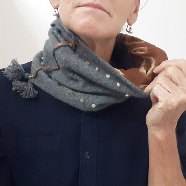 Cashmere Neck warmer 'Lola' with Onion Skin Tye-Dye Print Silk Lining