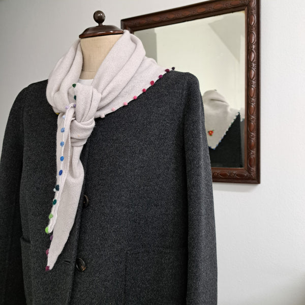 Cashmere Triangle scarf 'Patty'