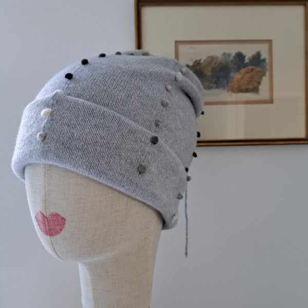 Sample Sale Reversible Womens Hat 'Fagiolo' Cashmere