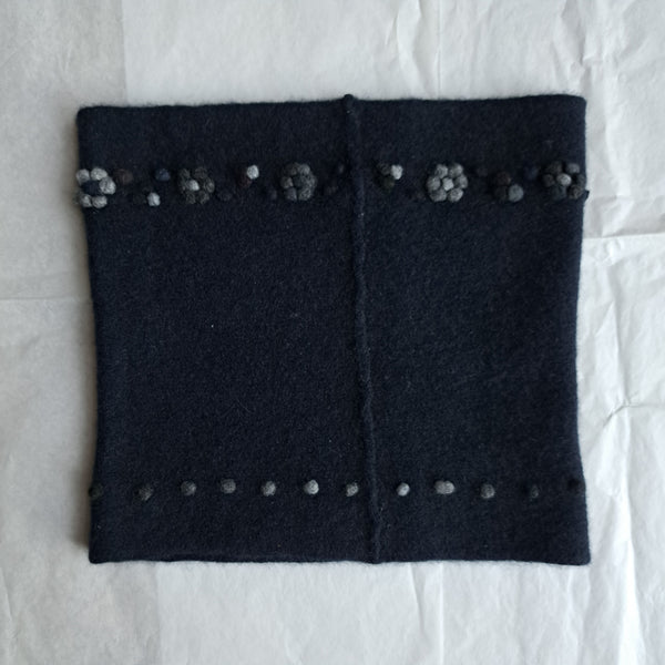 Sample Sale Cashmere Neck warmer 'Lola Flowers'