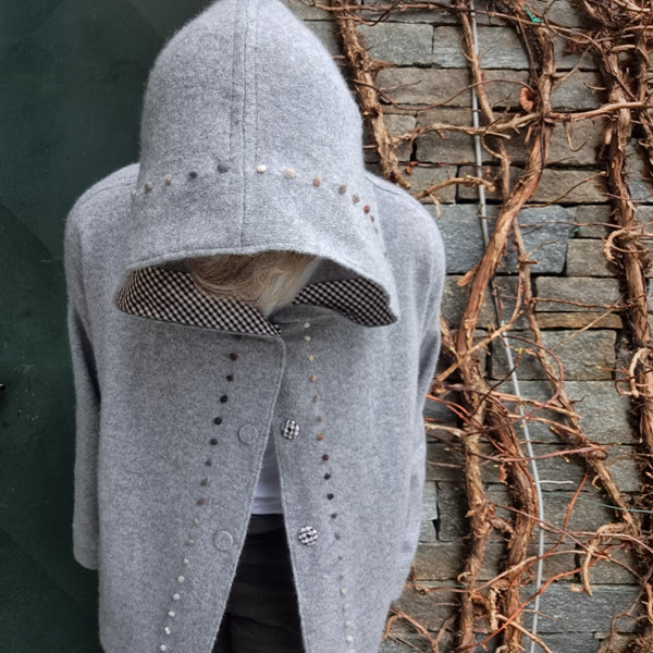 Giacca con cappuccio in cashmere 'Cally Dots Open'