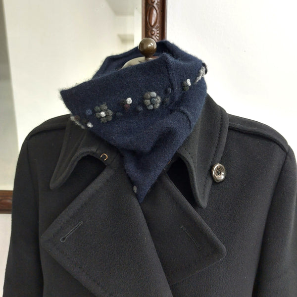 Sample Sale Cashmere Neck warmer 'Lola Flowers'