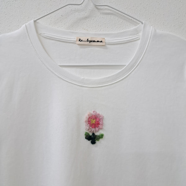 T-shirt ricamata su ordinazione